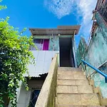 Hostel Familiar